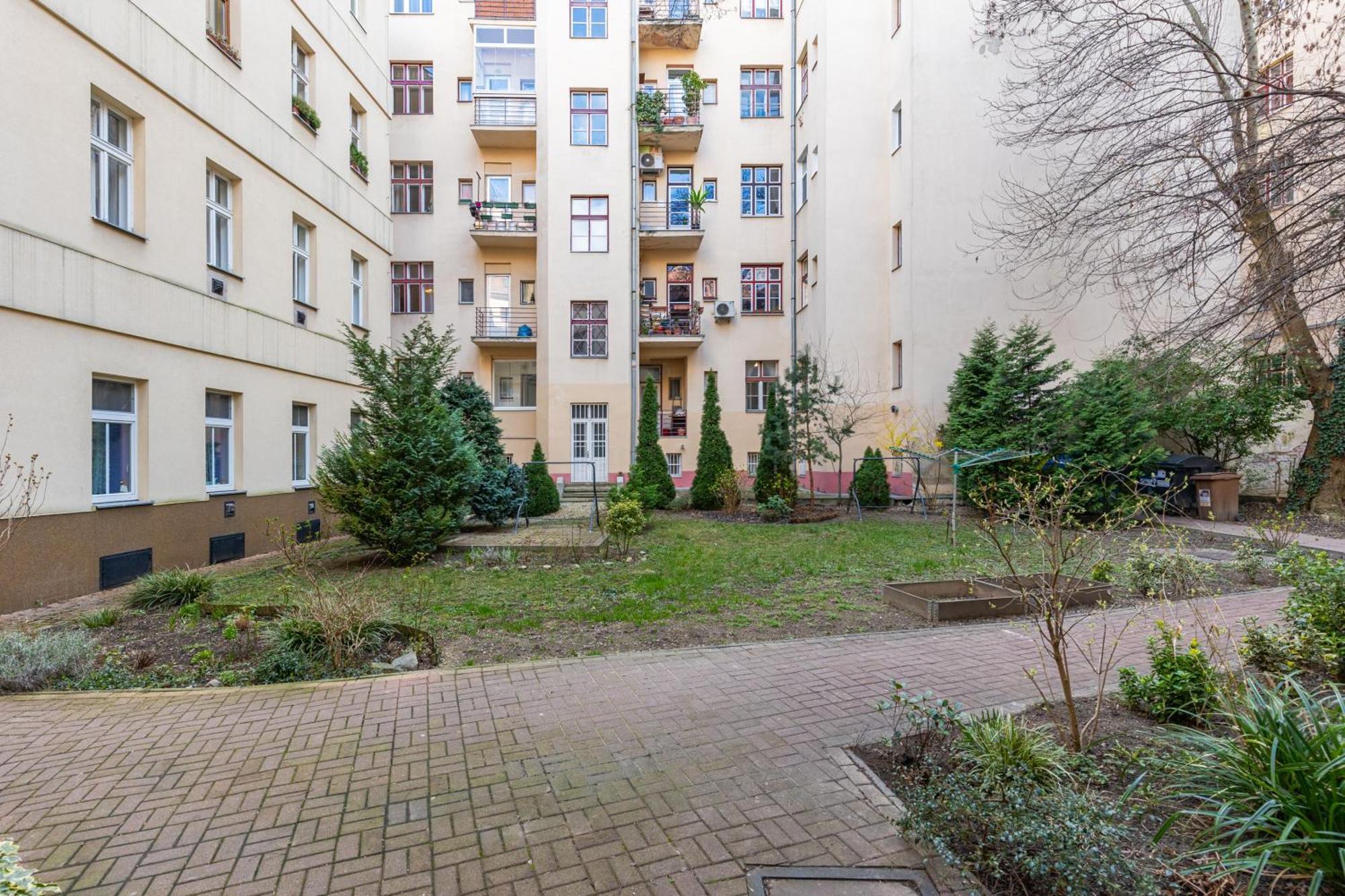 Charming Flat, Steps From Castle - Free Parking Bratislava