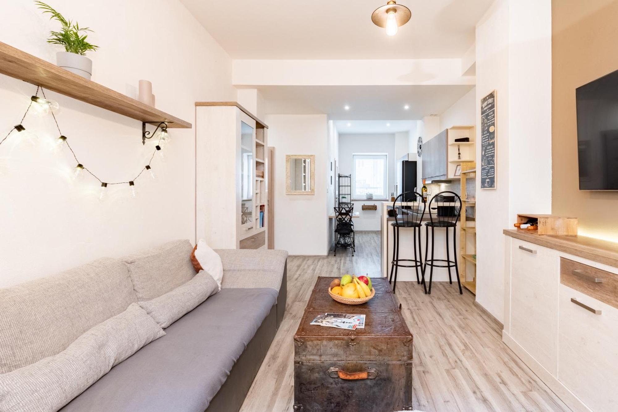 Apartmán Charming Flat, Steps From Castle - Free Parking *